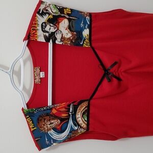 Retro Monster detail top